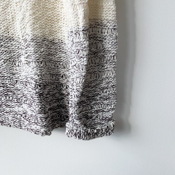 NEVER WORN Elizabeth And James Knit Sweater. - Picture 2 of 5